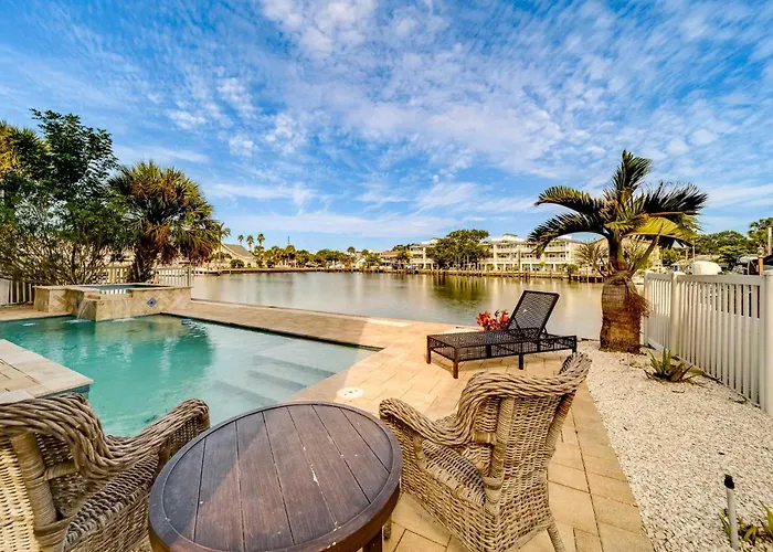 Heated Pool And Fun At Ocean Shore Retreat Hébergement de vacances *