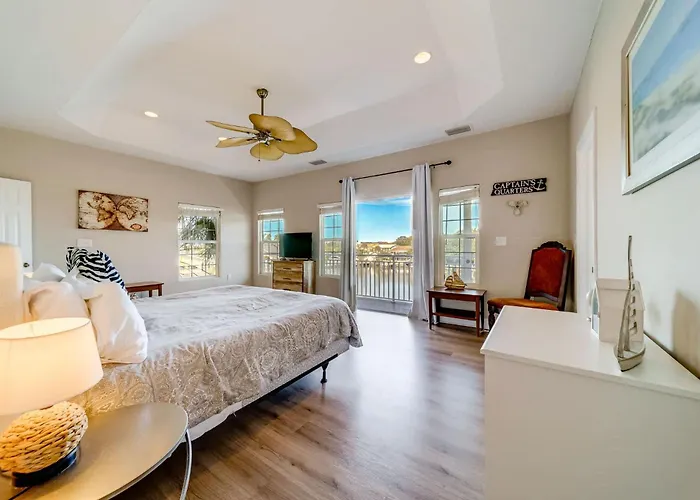 Heated Pool And Fun At Ocean Shore Retreat