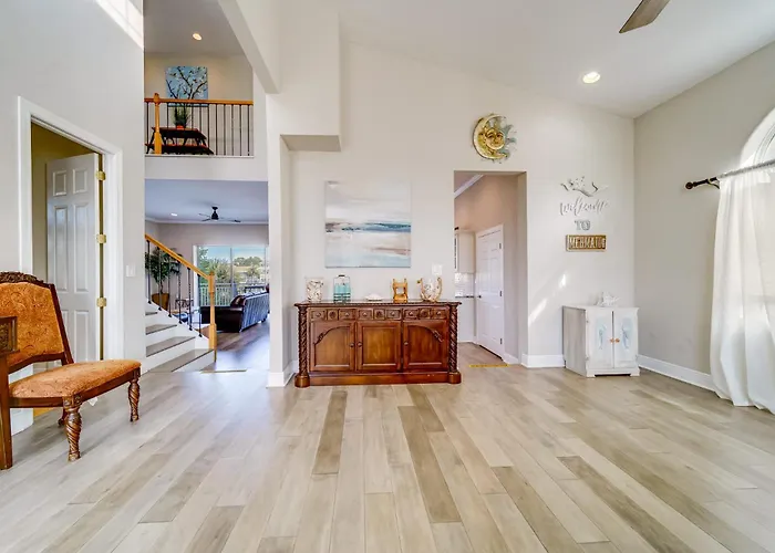 Heated Pool And Fun At Ocean Shore Retreat * Clearwater Beach