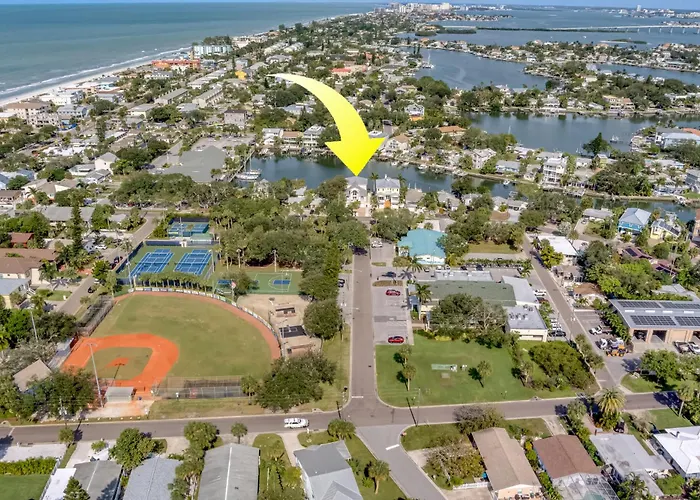 Heated Pool And Fun At Ocean Shore Retreat Holiday home *